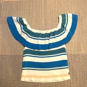 Boat neck ruffled crop top by Roxy brand. Size S.